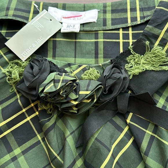 Mac & Jac short sleeve top camouflage colors babydoll sleeves and flare cut - Picture 11 of 12